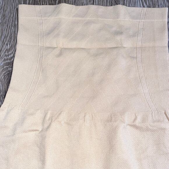 New Small High Rise Butt Lifting Tummy Control Girdle Shapewear Cinching‎ Panty - Picture 3 of 3